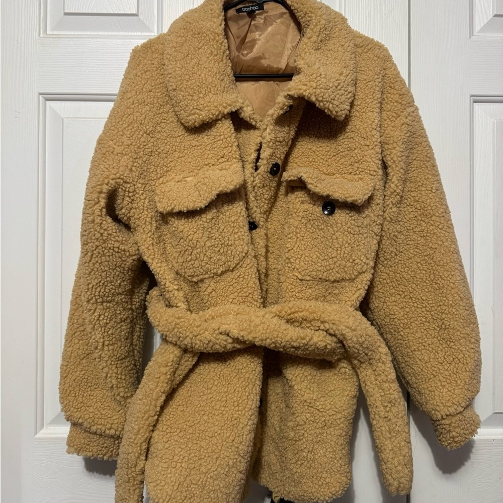 Boohoo jacket size 8 women’s